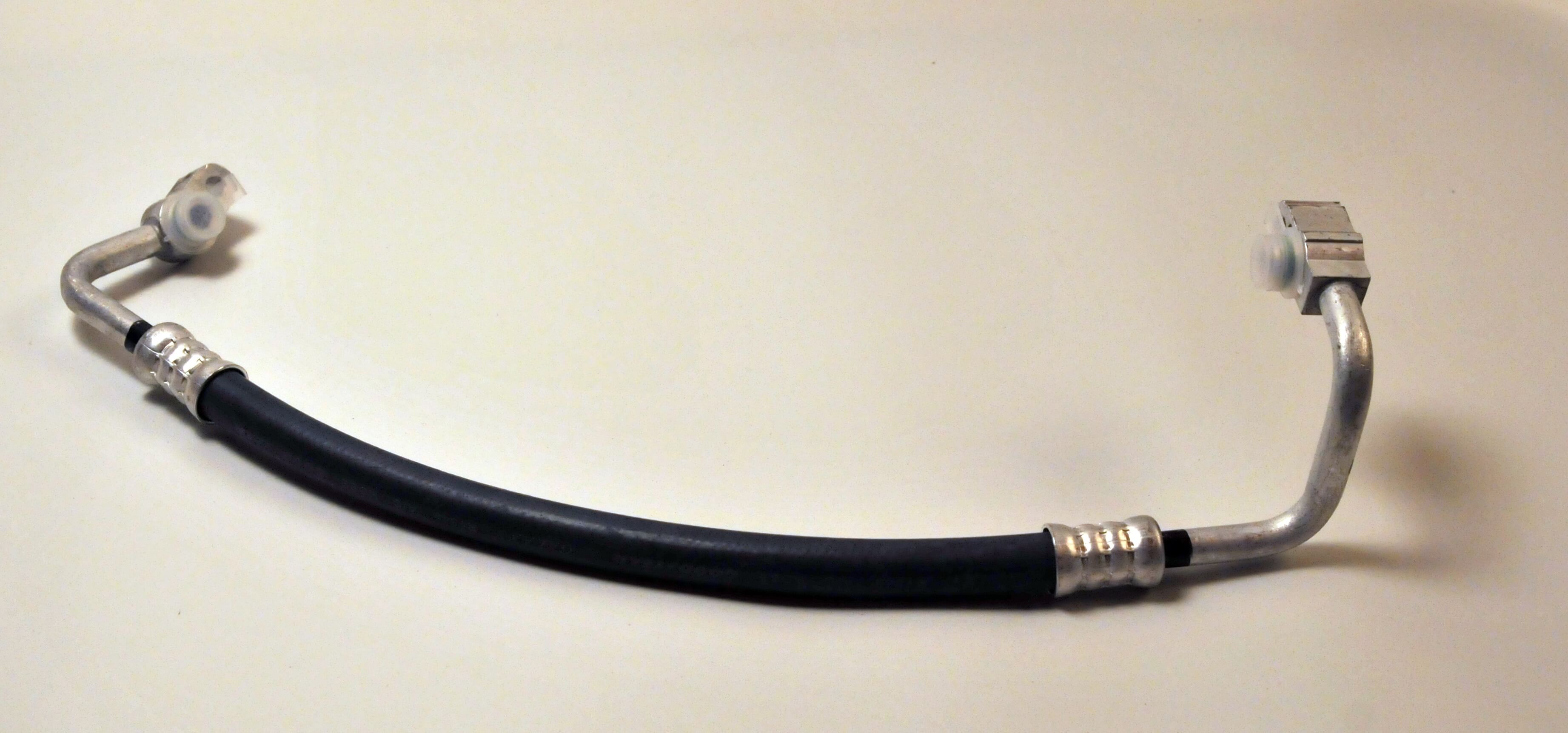 צינור מזגן טויוטה עד 2000